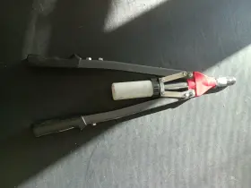 1426 ASTRO PNEUMATIC Rivet Gun