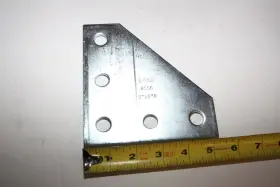B556 B-LINE Unistrut Flat Plate Cooper Hole Corner Gusset