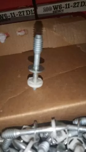 W6-20-32 HILTI Studs Box #3