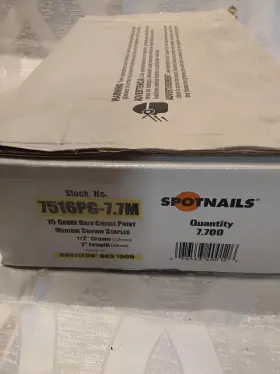 7516PG-7.7M SPOTNAILS Gauge Crown Staples Leg Box
