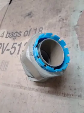 112345 THOMAS BETTS Connector #2