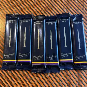 008576113025 VANDOREN Clarinet Reeds